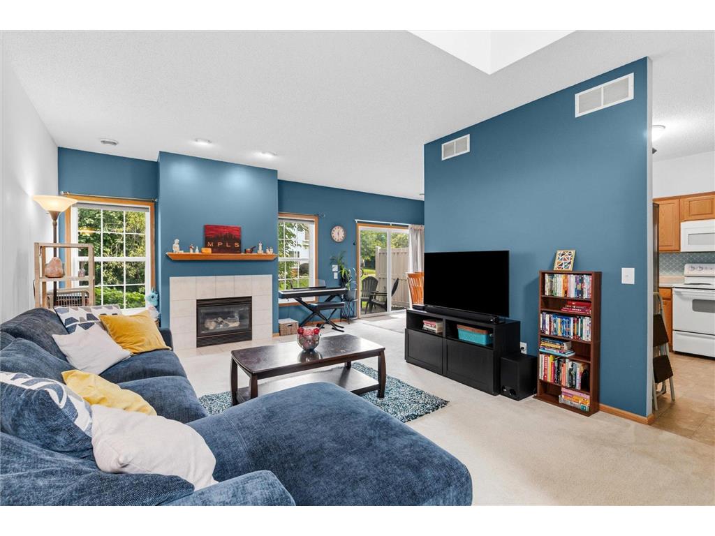 906 Village Parkway Circle Pines MN 55014 7100048 image1
