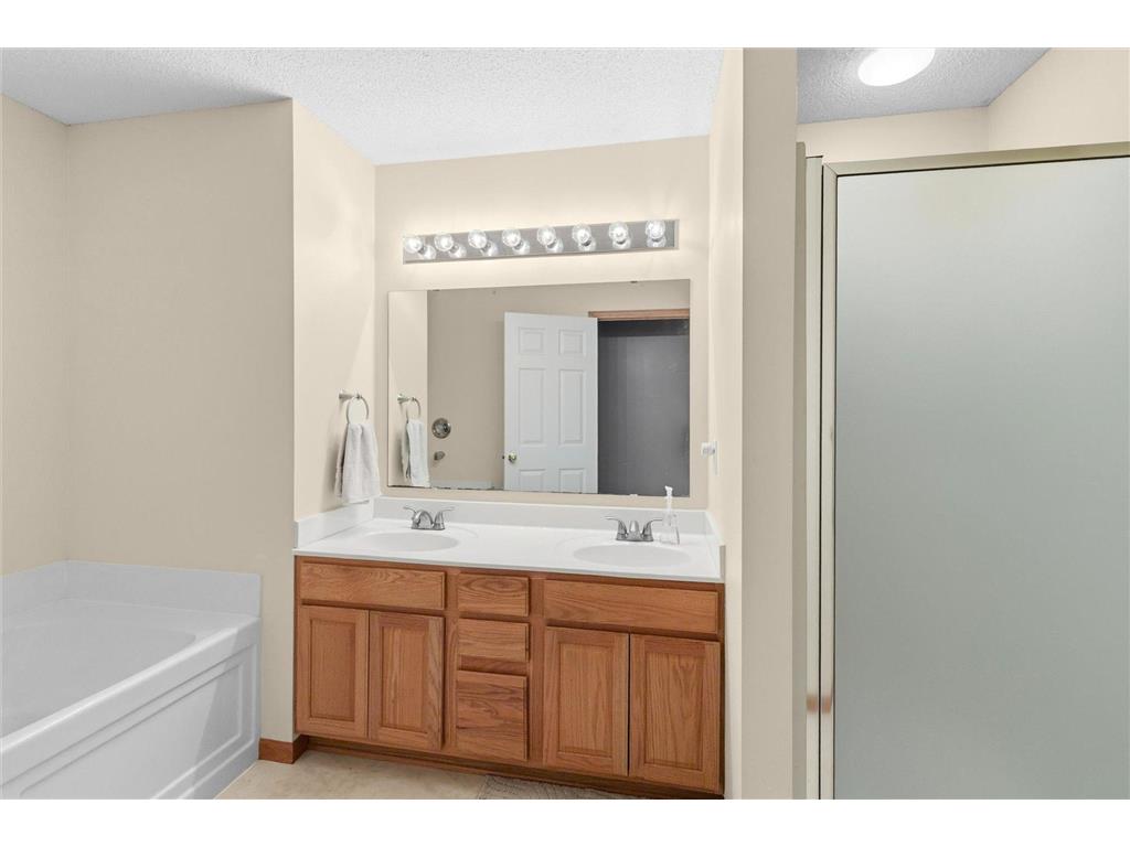 906 Village Parkway Circle Pines MN 55014 7100048 image13