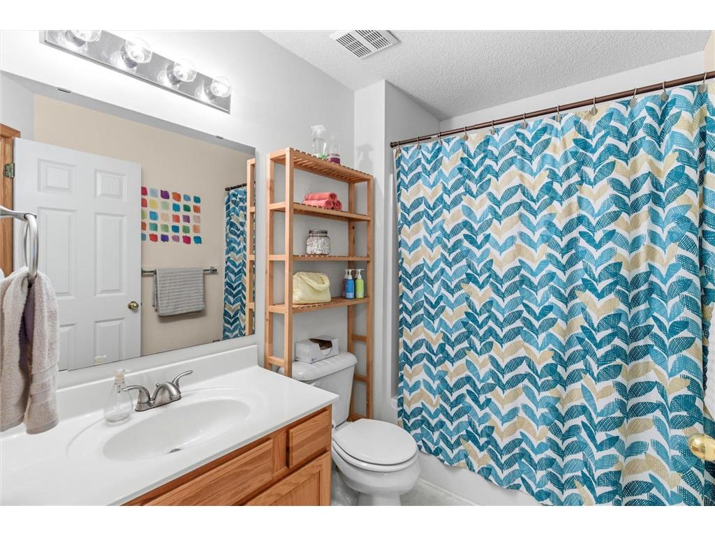 906 Village Parkway Circle Pines MN 55014 7100048 image15