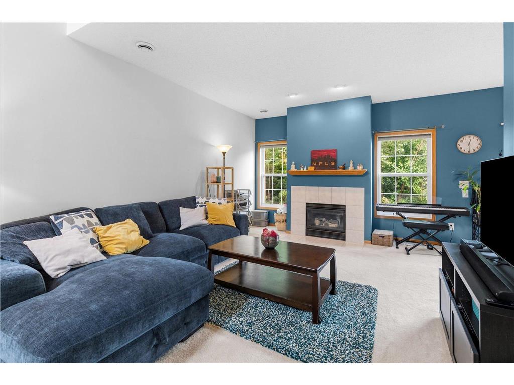 906 Village Parkway Circle Pines MN 55014 7100048 image2