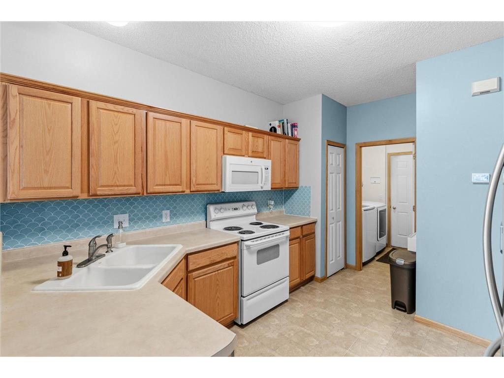 906 Village Parkway Circle Pines MN 55014 7100048 image6