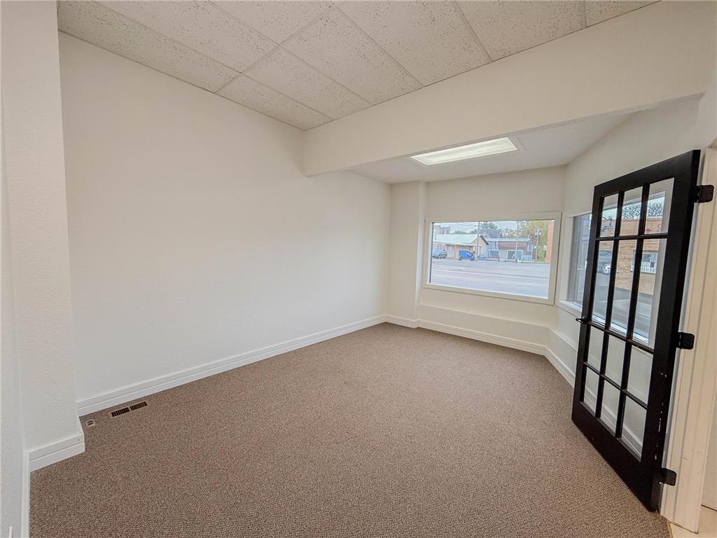 906 W Lincoln Avenue Olivia MN 56277 6805385 image18