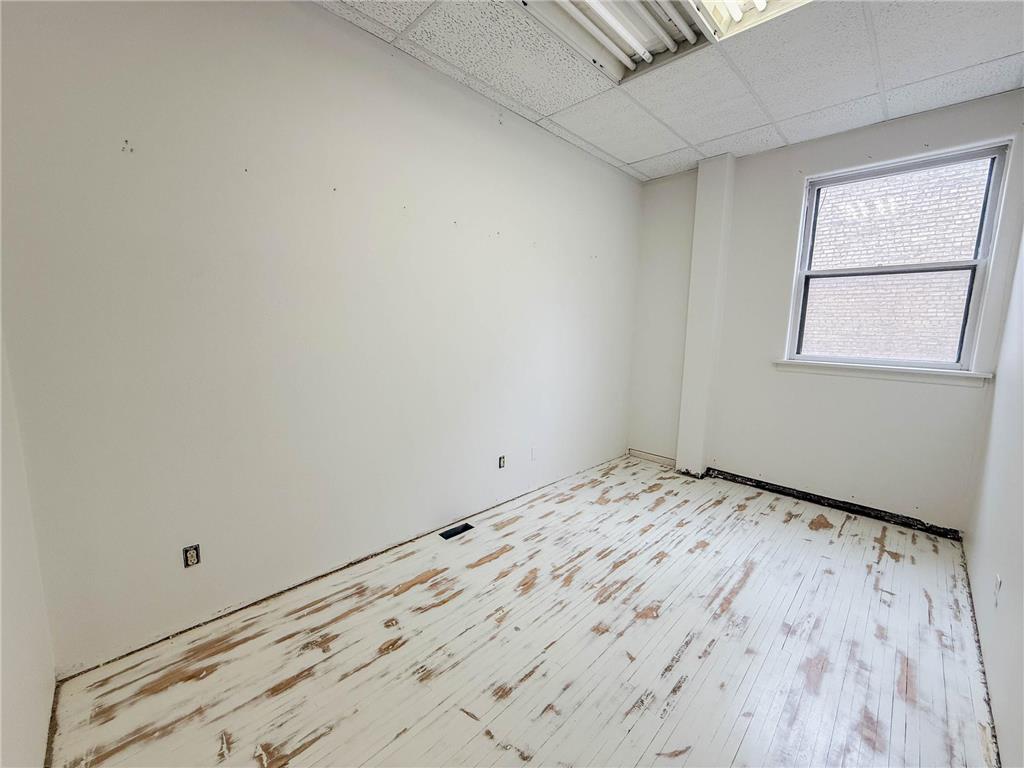 906 W Lincoln Avenue Olivia MN 56277 6805385 image28