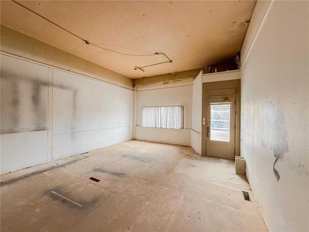 906 W Lincoln Avenue Olivia MN 56277 6805385 image39