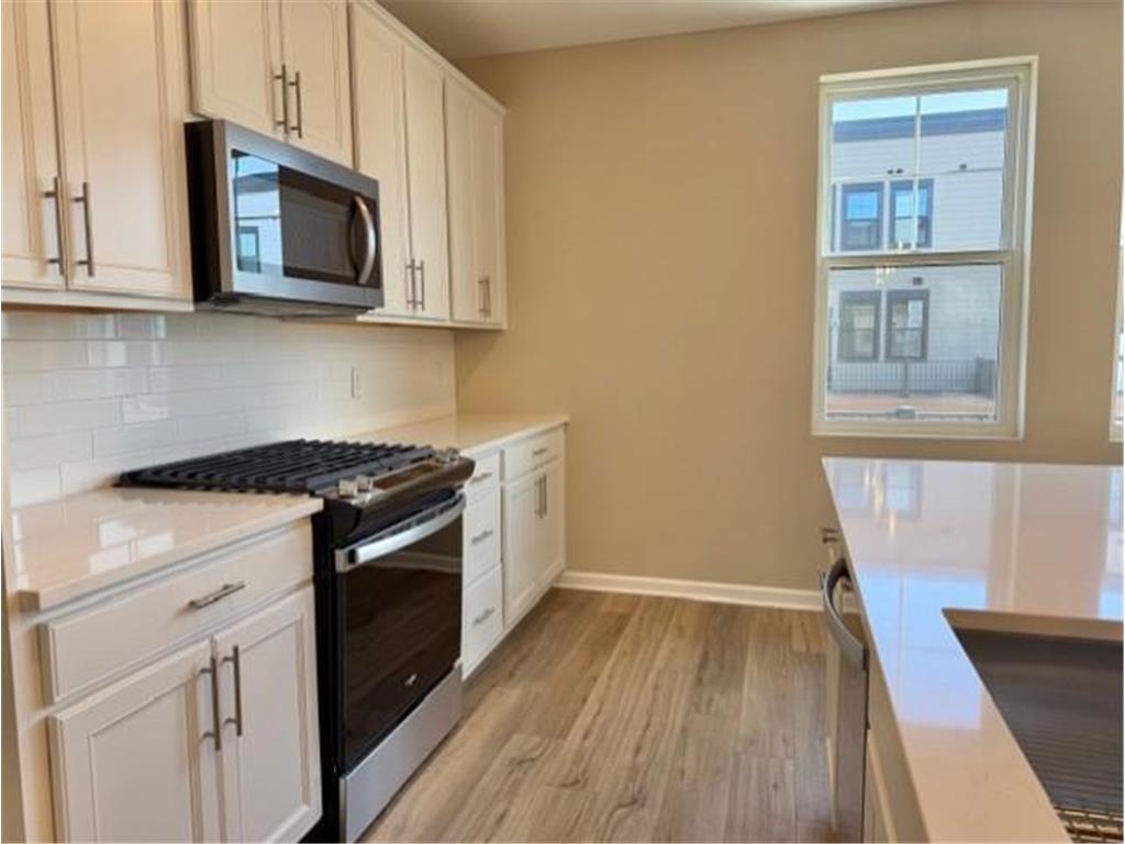 906 Woodlawn Avenue #F Saint Paul MN 55116 7020004 image14