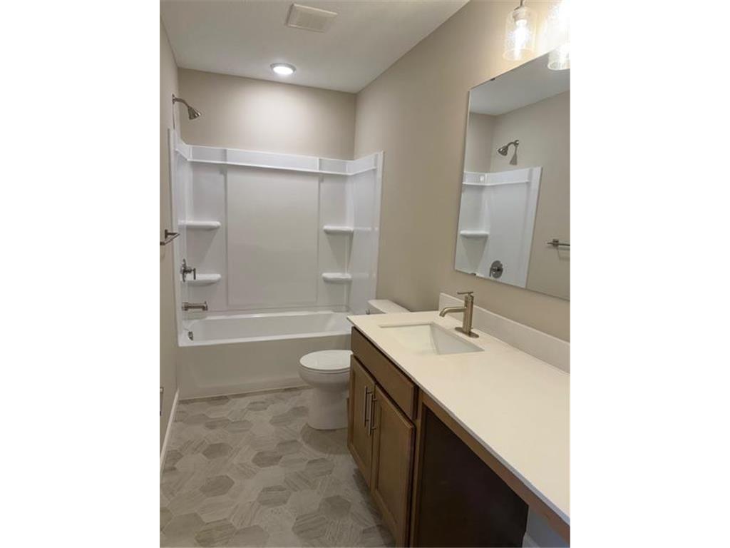 906 Woodlawn Avenue #F Saint Paul MN 55116 7020004 image28