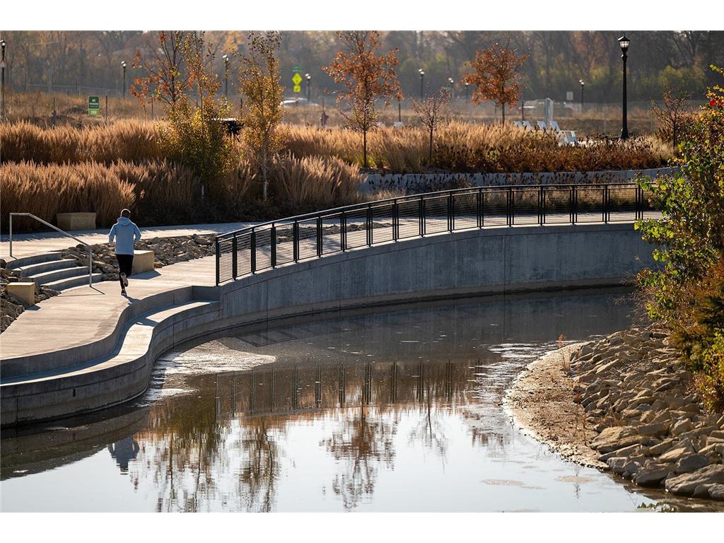 906 Woodlawn Avenue #F Saint Paul MN 55116 7020004 image5