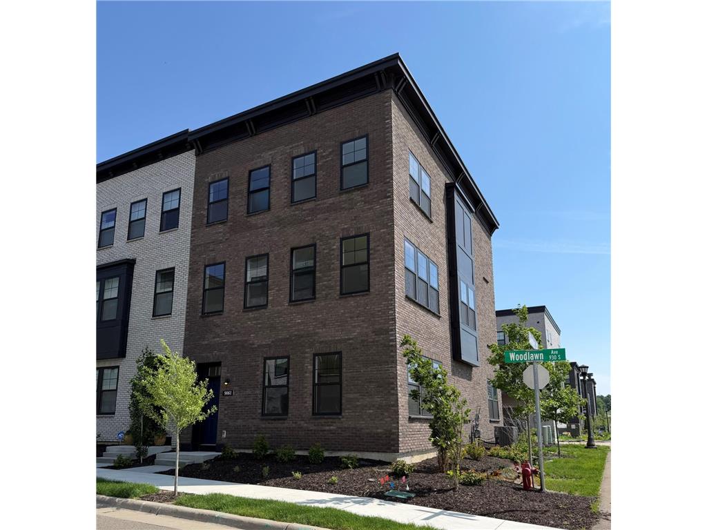 906 Woodlawn Avenue #I Saint Paul MN 55116 7088278 image1