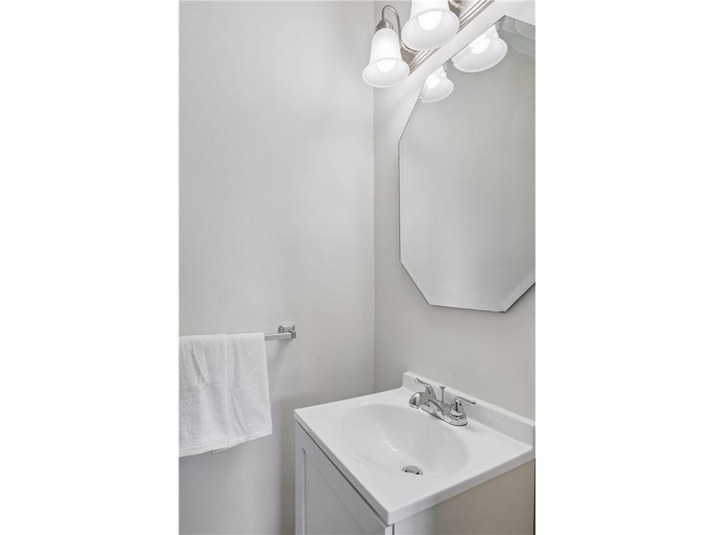 9060 Scarlet Globe Drive Eden Prairie MN 55347 7039654 image10