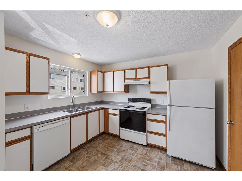 9060 Scarlet Globe Drive Eden Prairie MN 55347 7039654 image8