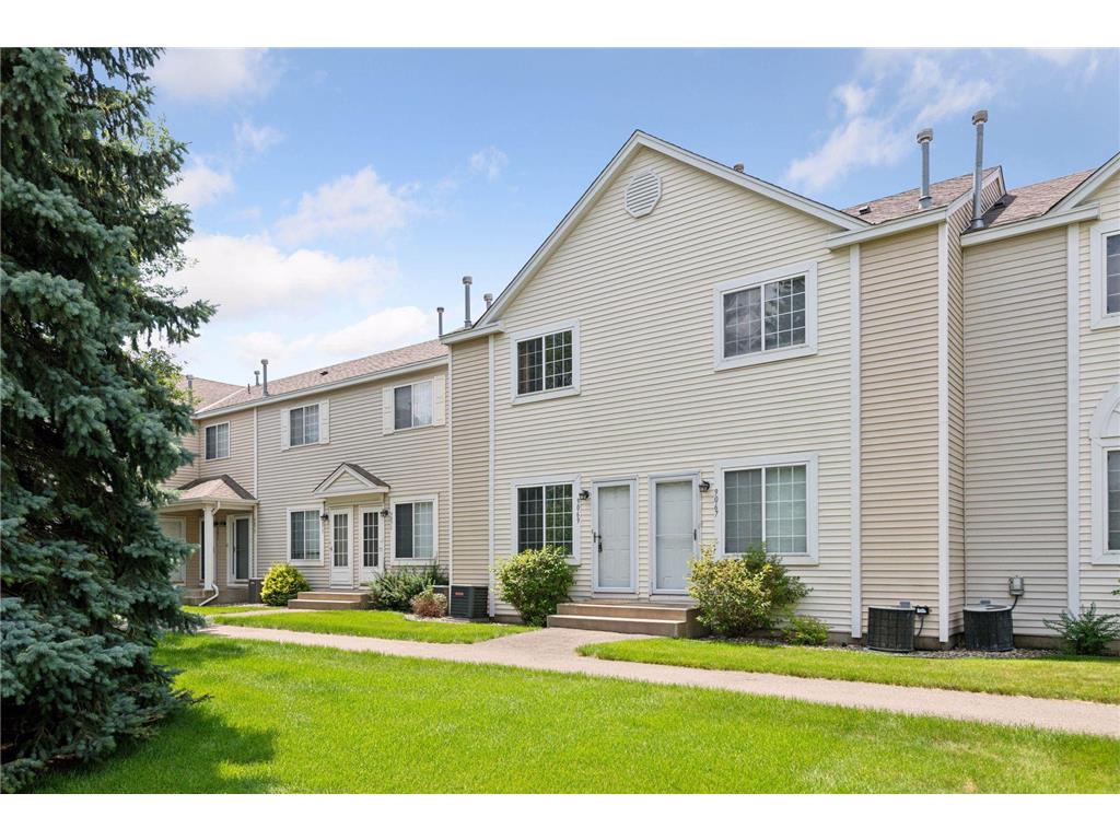 9069 Scarlet Globe Drive Eden Prairie MN 55347 6565318 image1