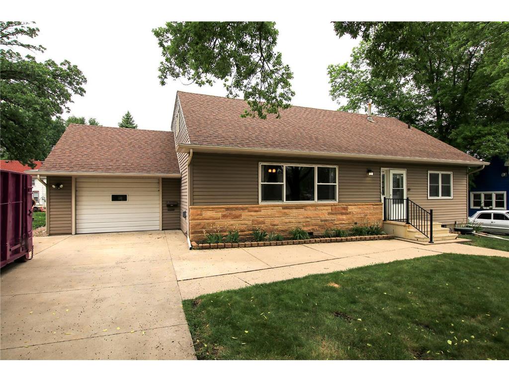 907 14th Street E, Glencoe, MN, 55336 MLS 6382125 Edina Realty