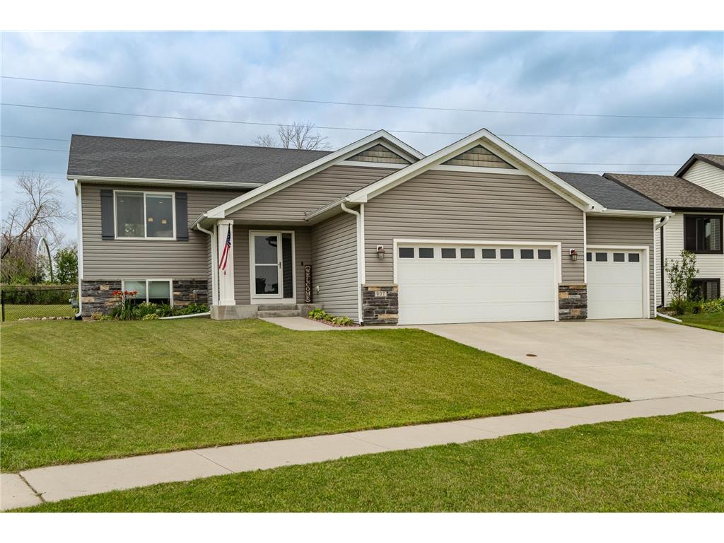 907 15th Avenue NW Kasson MN 55944 6766139 image1