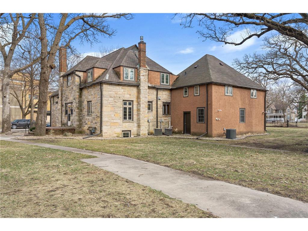 907 1st Drive NW Austin MN 55912 7042250 image11