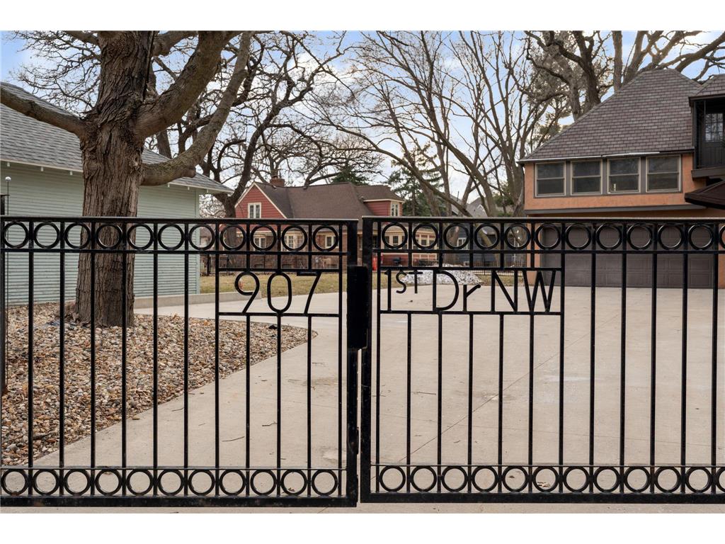 907 1st Drive NW Austin MN 55912 7042250 image2
