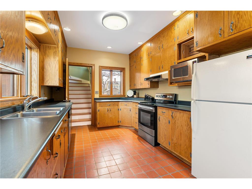 907 1st Drive NW Austin MN 55912 7042250 image46