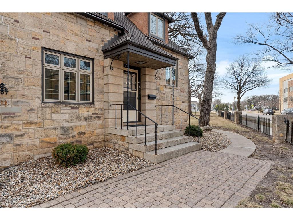 907 1st Drive NW Austin MN 55912 7042250 image8