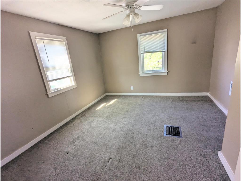 907 2nd Avenue NW Faribault MN 55021 7072340 image10