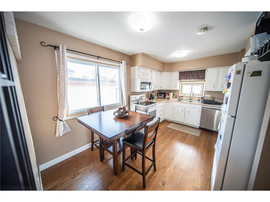 907 40th Street NW Rochester MN 55901 7002049 image10