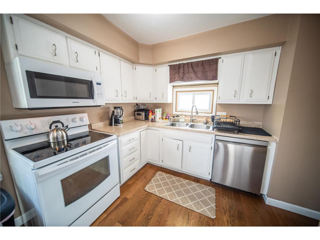907 40th Street NW Rochester MN 55901 7002049 image13