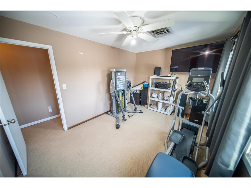 907 40th Street NW Rochester MN 55901 7002049 image20