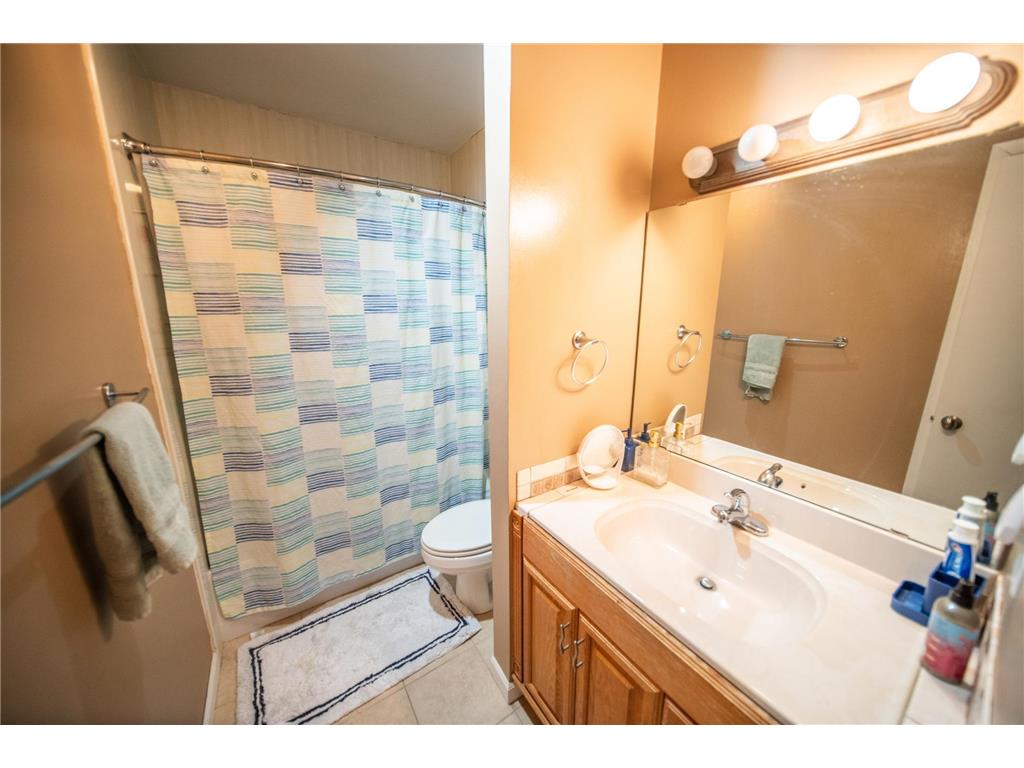 907 40th Street NW Rochester MN 55901 7002049 image26