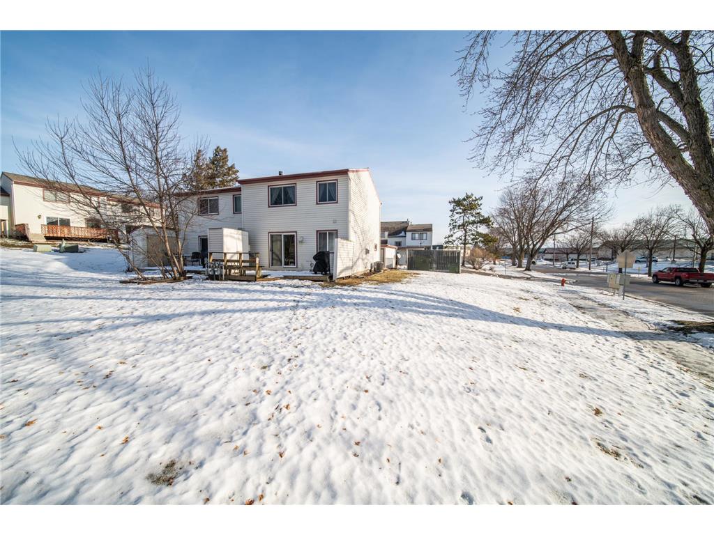 907 40th Street NW Rochester MN 55901 7002049 image39