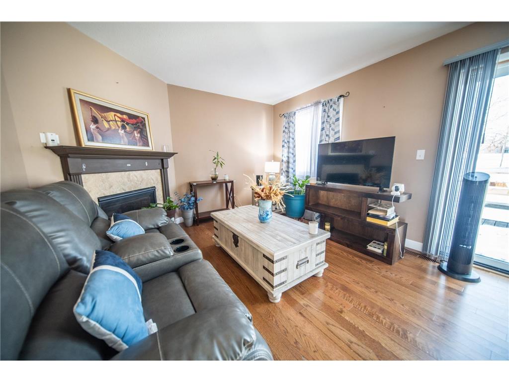 907 40th Street NW Rochester MN 55901 7002049 image4