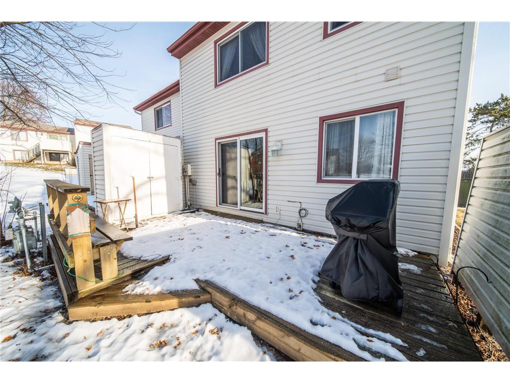 907 40th Street NW Rochester MN 55901 7002049 image42