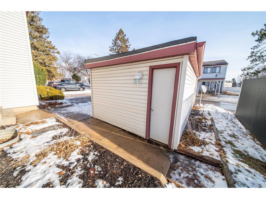 907 40th Street NW Rochester MN 55901 7002049 image45