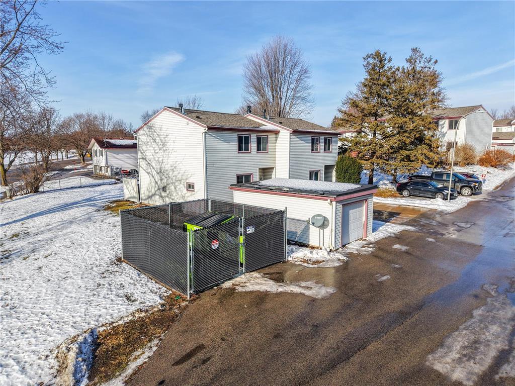 907 40th Street NW Rochester MN 55901 7002049 image48