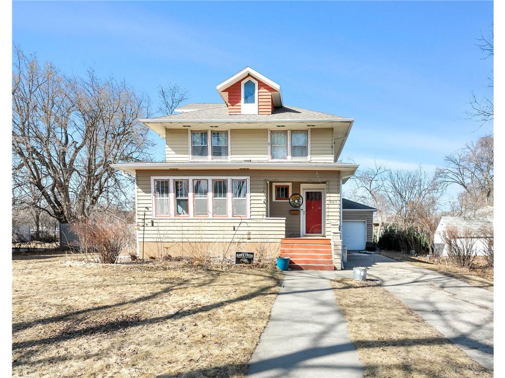 907 4th Street S Moorhead MN 56560 6688075 image1