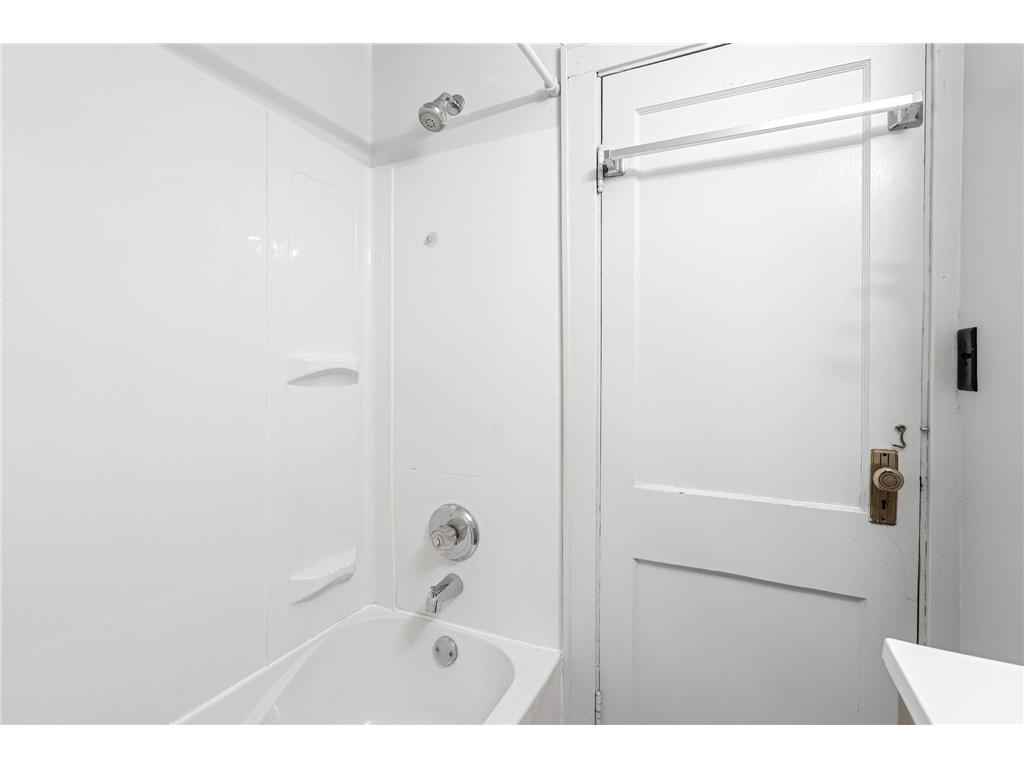 907 8th Street SE Austin MN 55912 7009666 image22