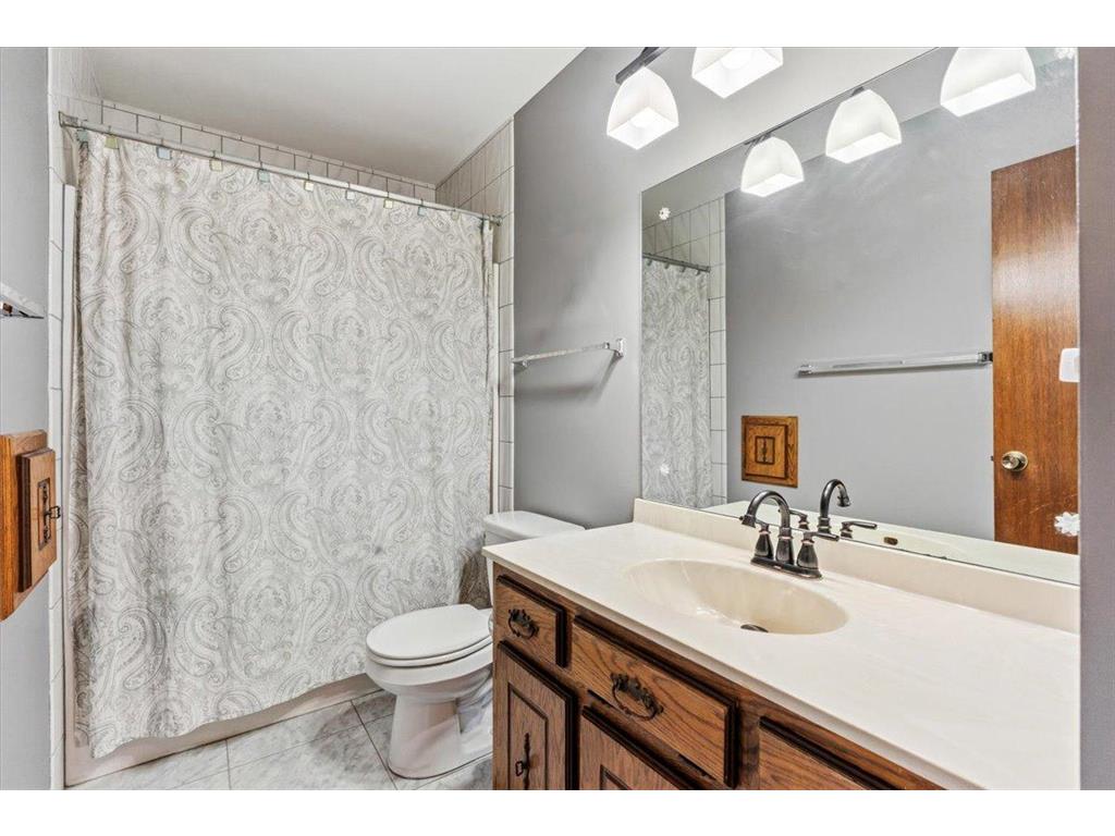 907 California Avenue W Saint Paul MN 55117 7083702 image13