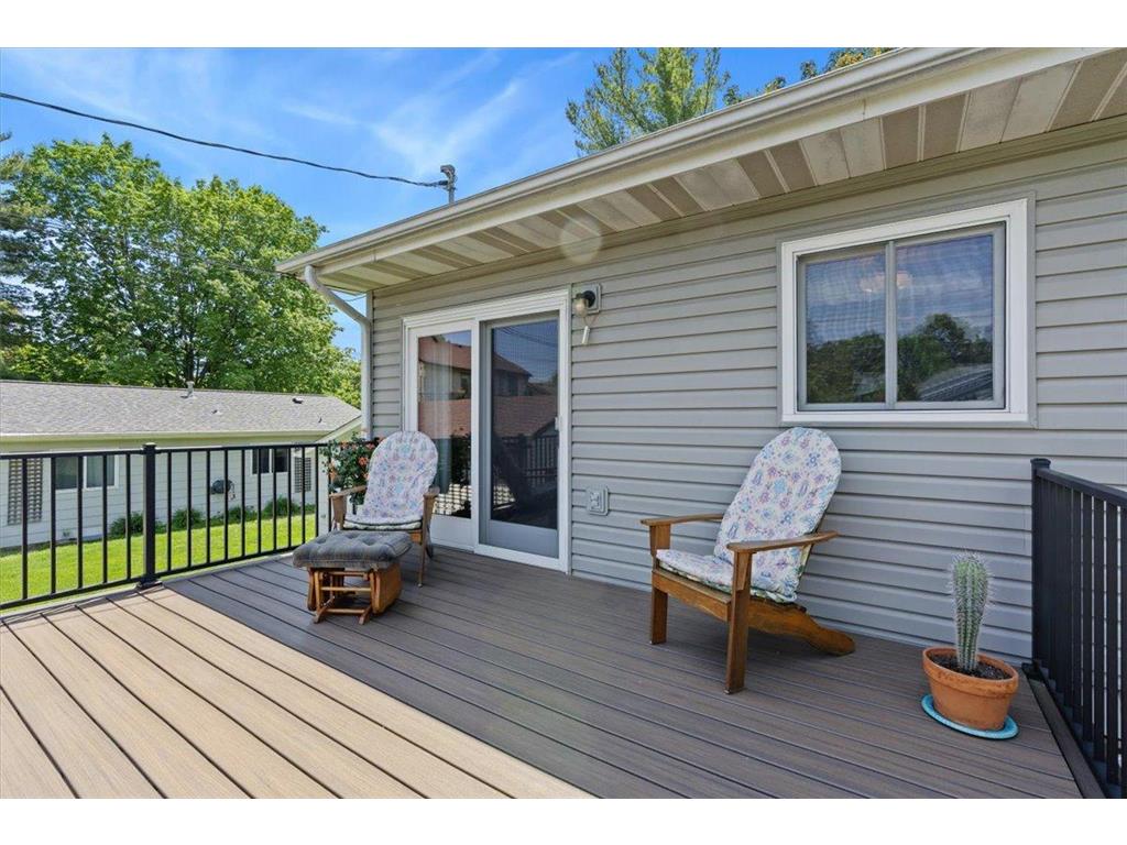 907 California Avenue W Saint Paul MN 55117 7083702 image28