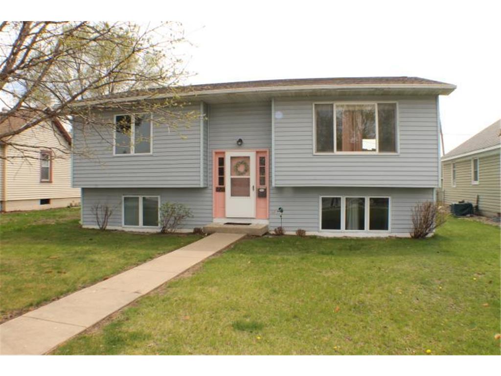 907 E 4th Street Winona MN 55987 6528689 image1