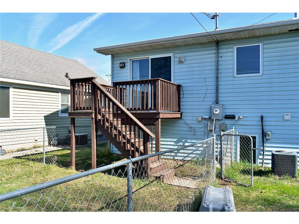 907 E 4th Street Winona MN 55987 7051039 image22