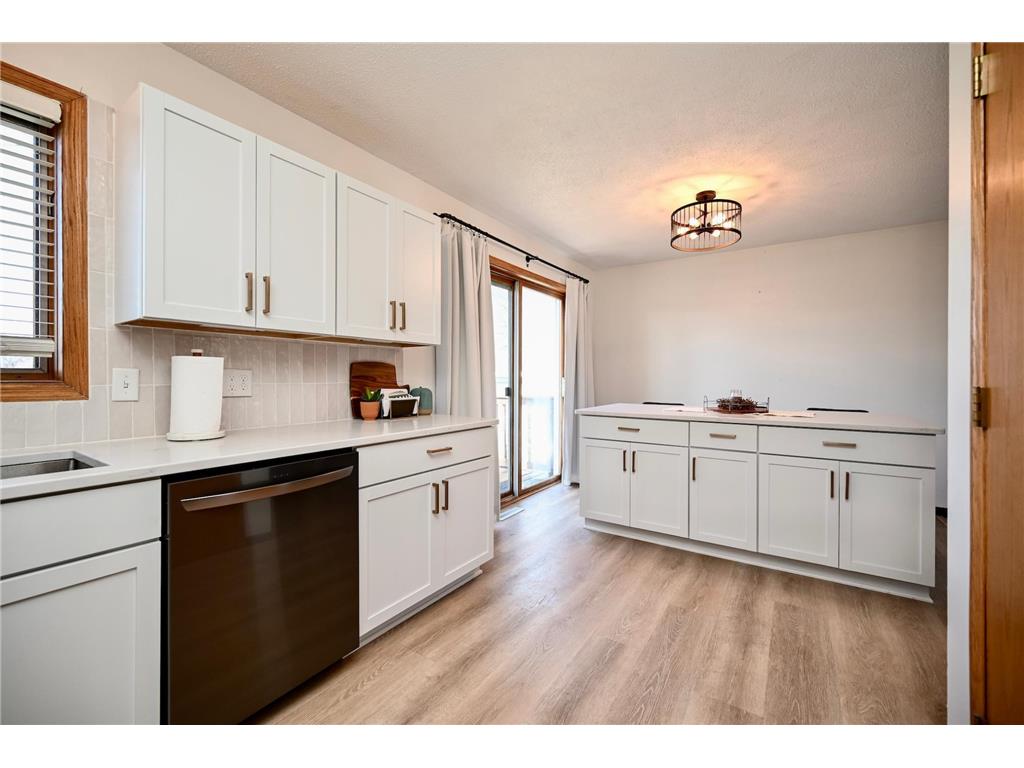 907 E 4th Street Winona MN 55987 7051039 image6