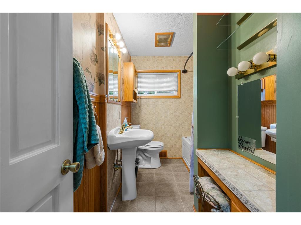 907 Fairfield Road New Richmond WI 54017 7084157 image28