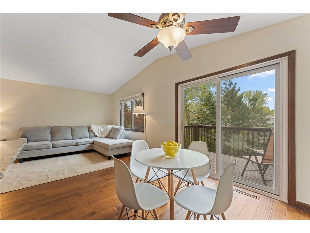 907 Heritage Court W Vadnais Heights MN 55127 7069360 image12