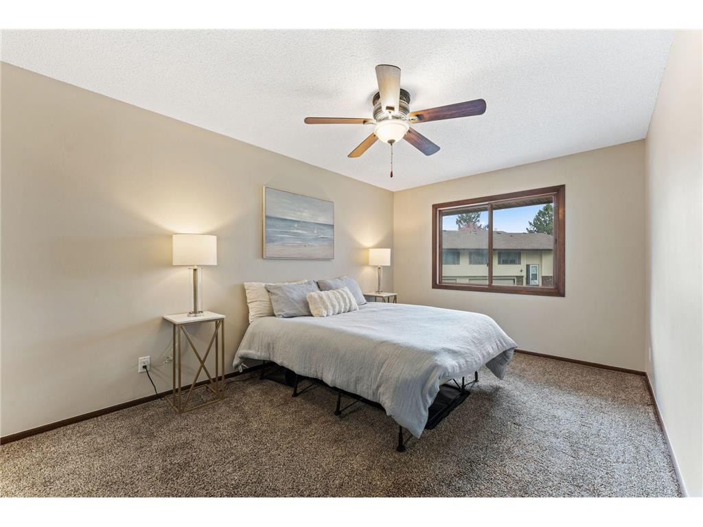 907 Heritage Court W Vadnais Heights MN 55127 7069360 image18