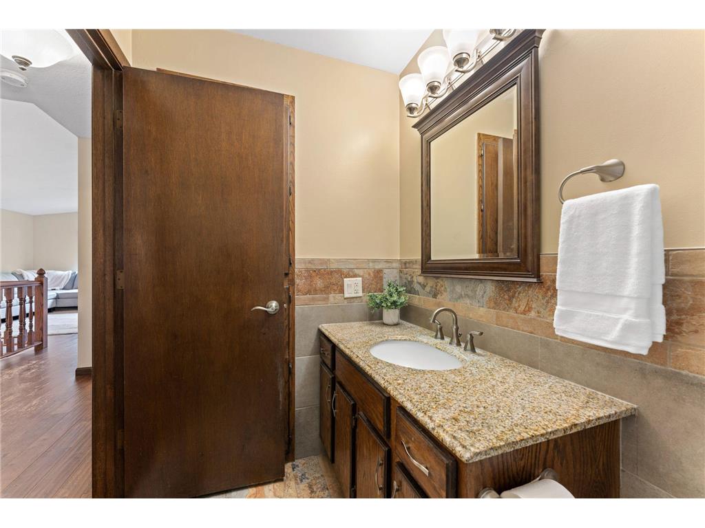 907 Heritage Court W Vadnais Heights MN 55127 7069360 image23