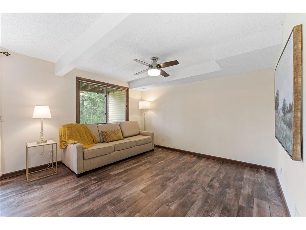 907 Heritage Court W Vadnais Heights MN 55127 7069360 image33