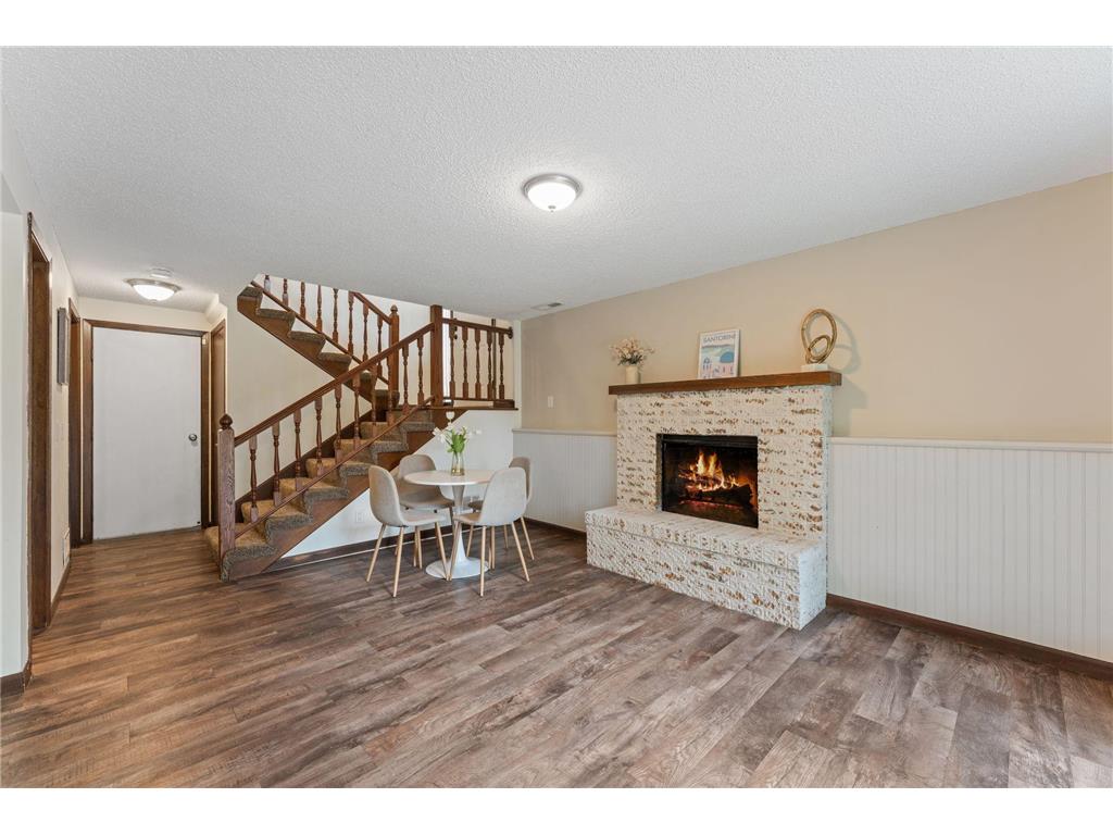907 Heritage Court W Vadnais Heights MN 55127 7069360 image37