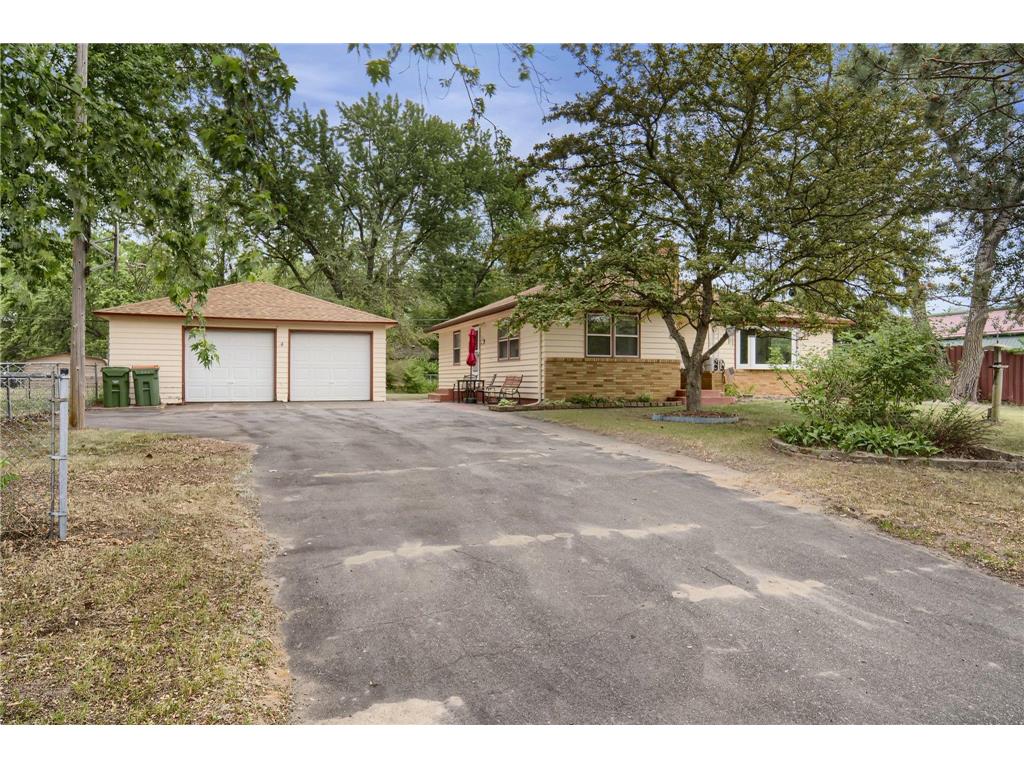 907 Maple Street Lino Lakes MN 55014 6371446 image1