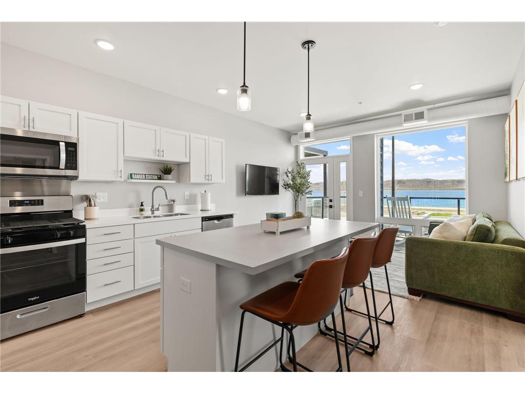 907 N Lakeshore Drive #104 Lake City MN 55041 - PEPIN 7087043 image6
