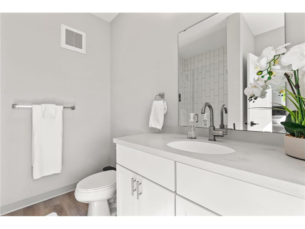 907 N Lakeshore Drive #305 Lake City MN 55041 - PEPIN 7087431 image17