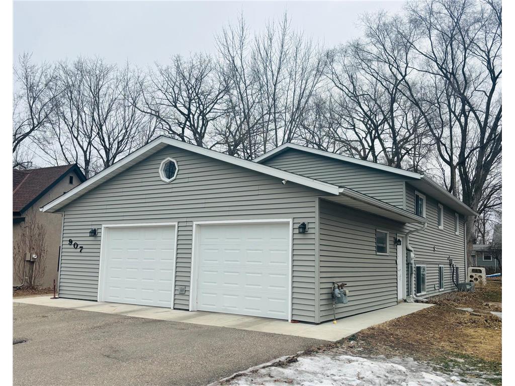 907 Pine Street Hastings MN 55033 7028336 image1