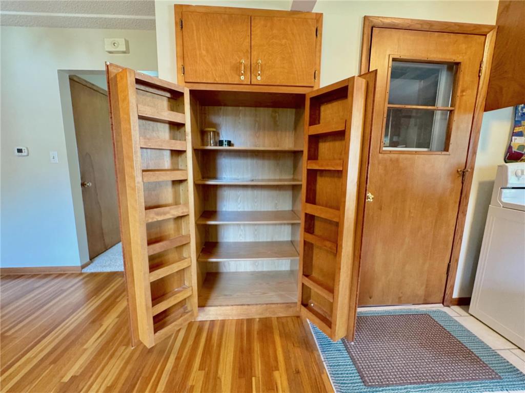 907 Poplar Avenue Marshall MN 56258 7089328 image9