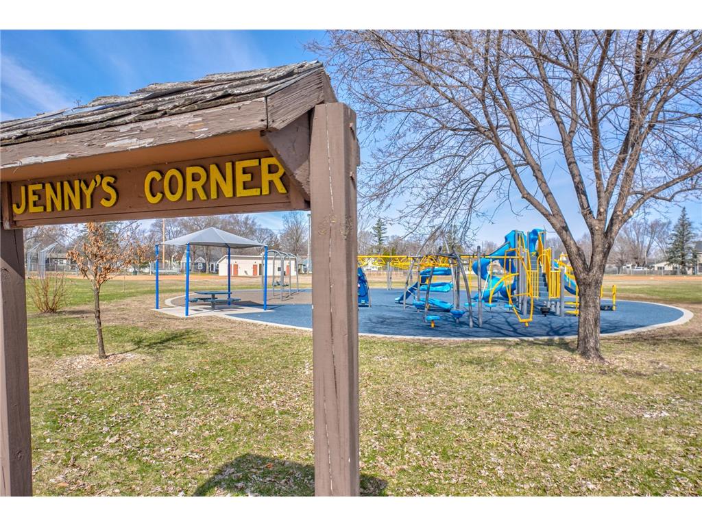 908 10th Street Hudson WI 54016 7049443 image32